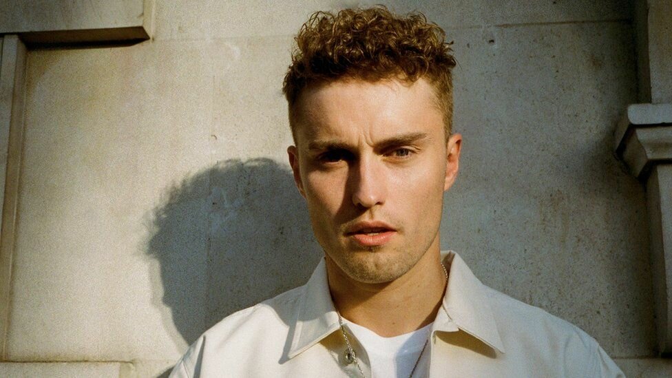 is sam fender single