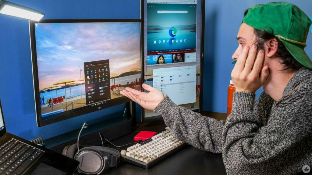 How to Add or Remove Widgets on the Windows 11 Desktop